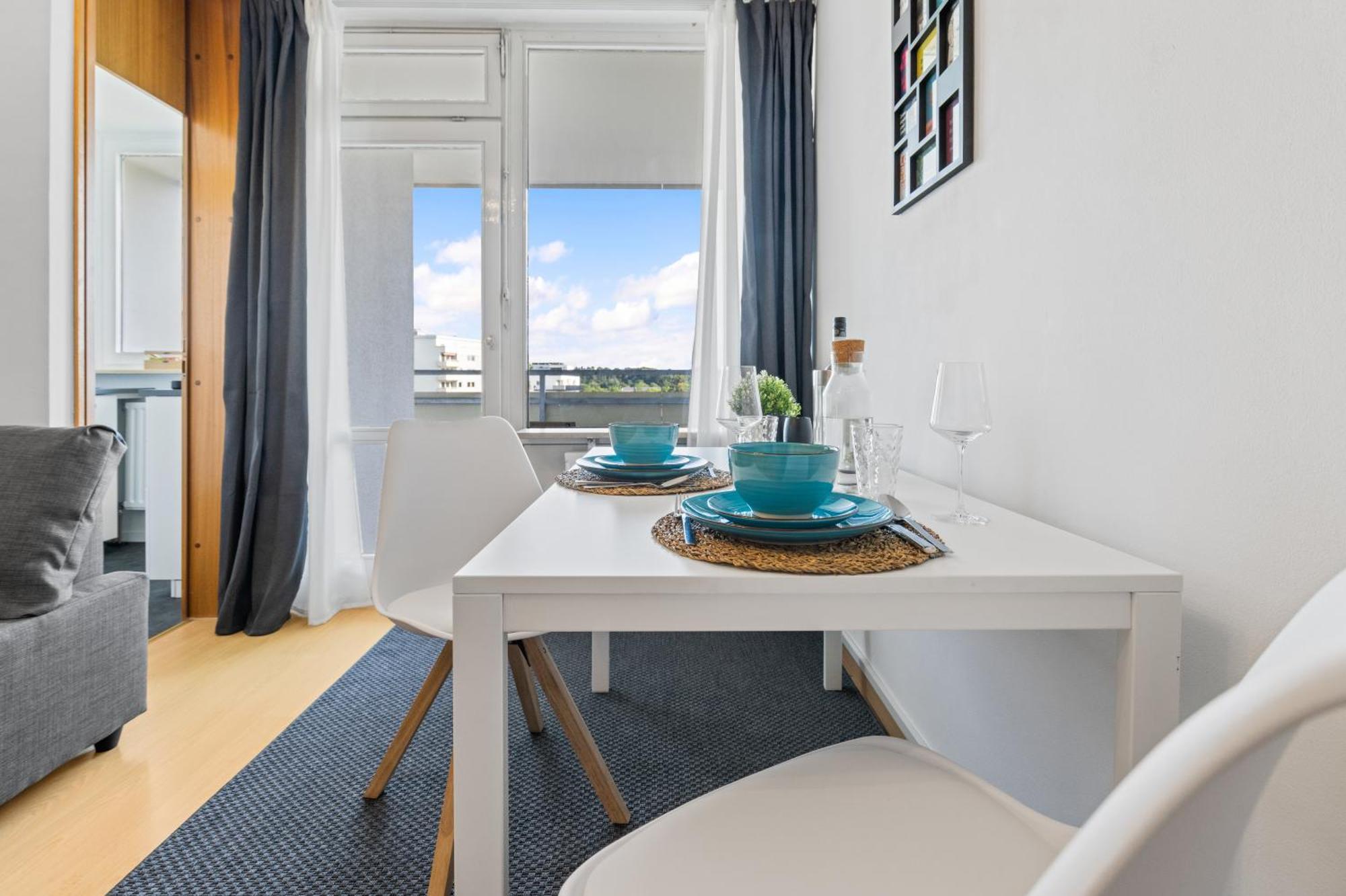 Sonniges City-Apartment Mit Suedbalkon Und Parklatz Neusass Экстерьер фото